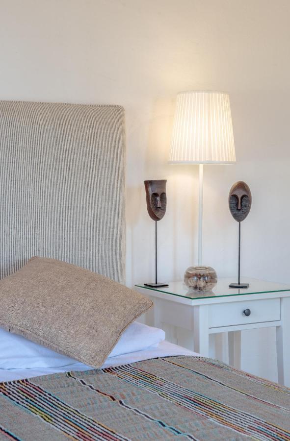 The Carob Tree Villa - Rustic Luxury Home With Access To Pool And Restaurant Lárnaka Eksteriør bilde